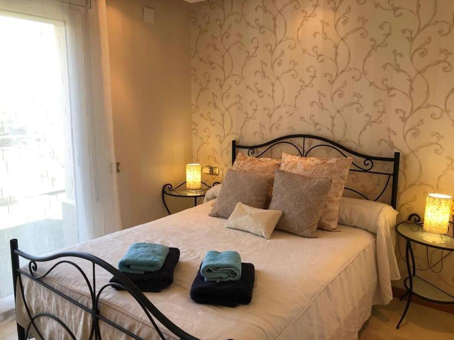 Apartamento Amposta Salou Bagian luar foto